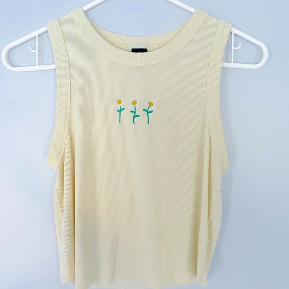wild fable Tops - Wild Fable Tank top Juniors Small